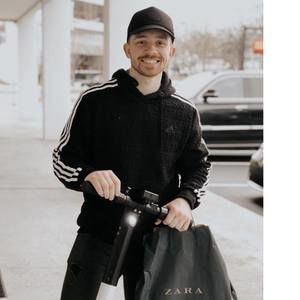 Meet your Posher, Andrew